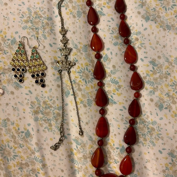 Jewelry bundle - Picture 3 of 5